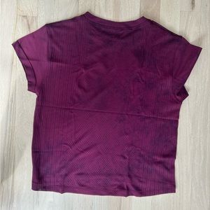 Lululemon top